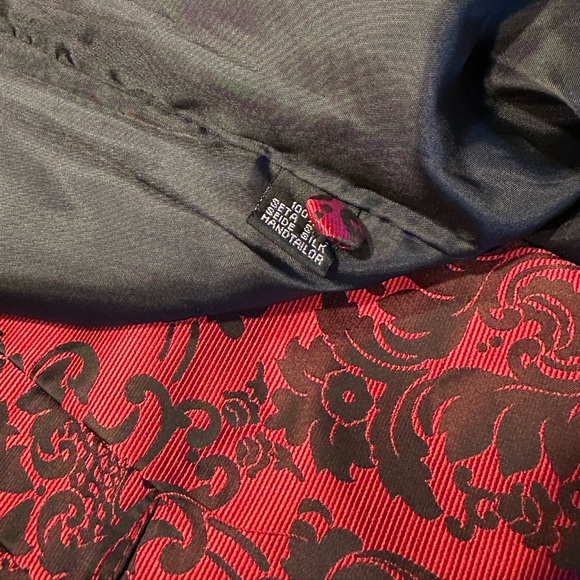 Barry Wang Silk Vest Set - Picture 5 of 6